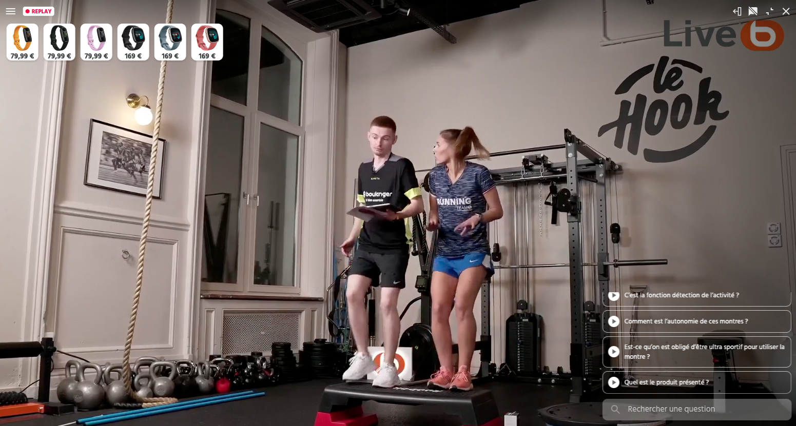 A Boulanger Live Shopping where presenters use sports equipment and adapt to viewer questions in real time